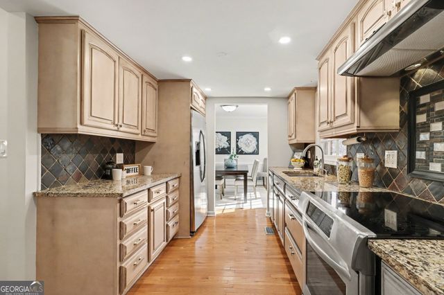 2820 Briarglen Drive, Atlanta, GA 30340