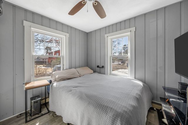 6 Pine St, Wareham, MA 02571