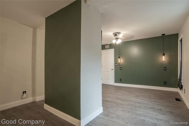 18100 Ohio Street, Detroit, MI 48221