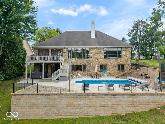 1175 Coral Springs Drive, Cicero, IN 46034