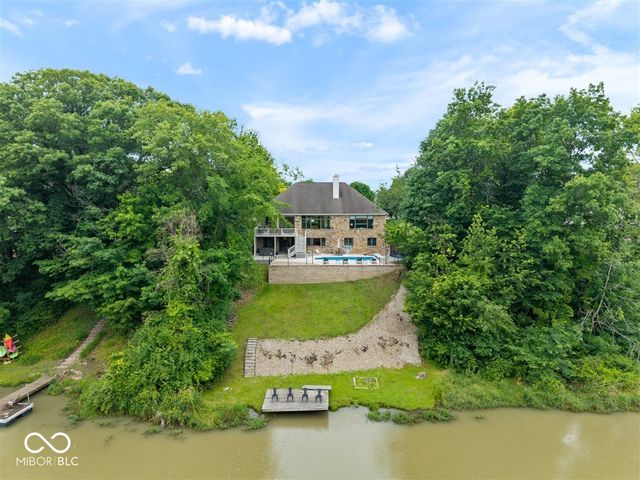 1175 Coral Springs Drive, Cicero, IN 46034