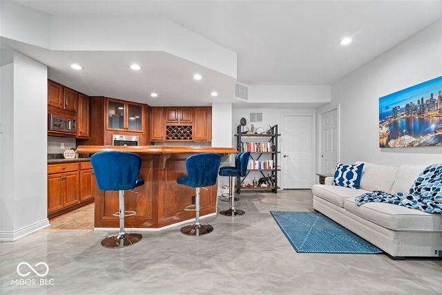 1175 Coral Springs Drive, Cicero, IN 46034