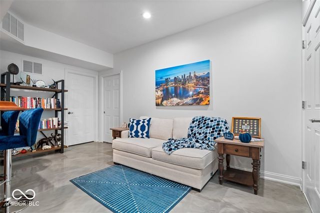 1175 Coral Springs Drive, Cicero, IN 46034