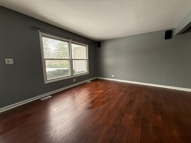 7609 Bristol Lane C, Hanover Park, IL 60133