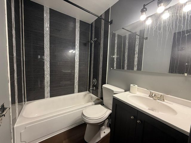 7609 Bristol Lane C, Hanover Park, IL 60133