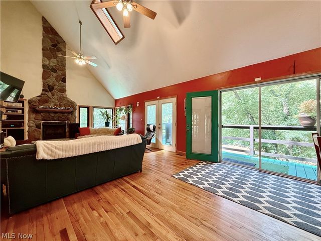 2854 Wells Lock Road, Elizabeth, WV 26143