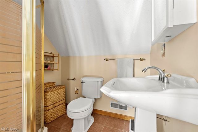 2854 Wells Lock Road, Elizabeth, WV 26143