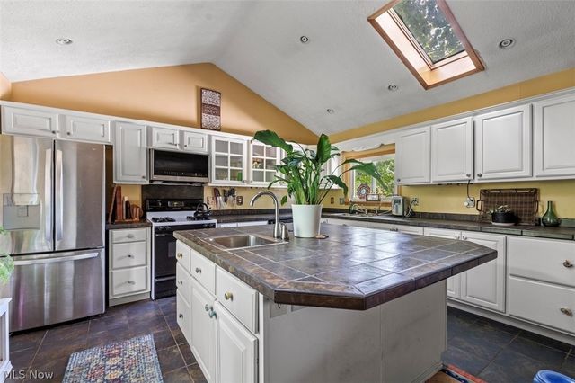 2854 Wells Lock Road, Elizabeth, WV 26143