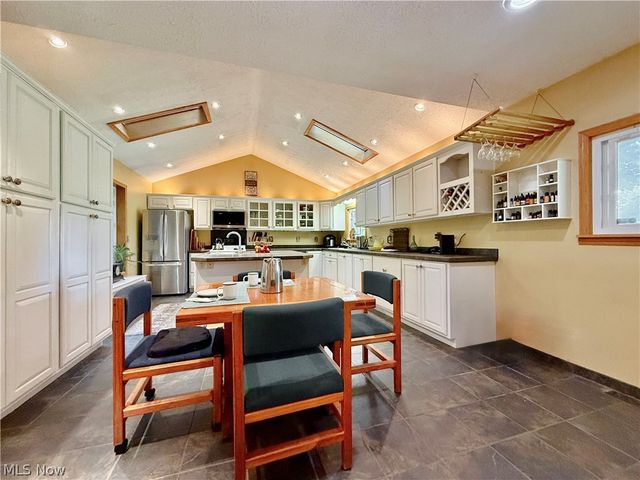 2854 Wells Lock Road, Elizabeth, WV 26143