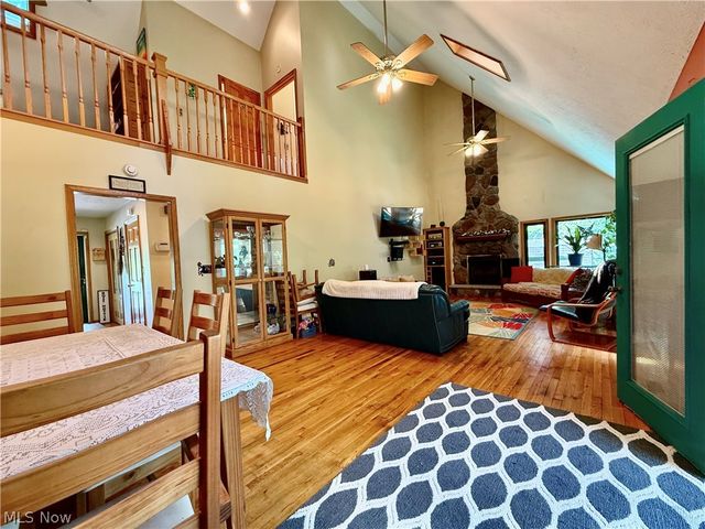 2854 Wells Lock Road, Elizabeth, WV 26143