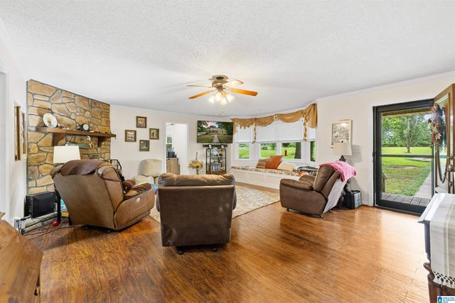 1731 COUNTY ROAD 42, Jemison, AL 35085