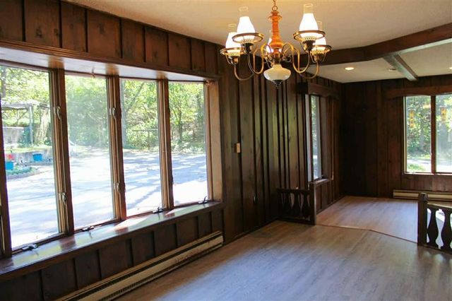 483 Coffee Lane, Green Forest, AR 72638