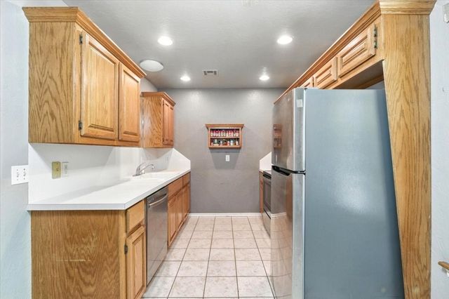 904 Kelly Drive, Noble, OK 73068