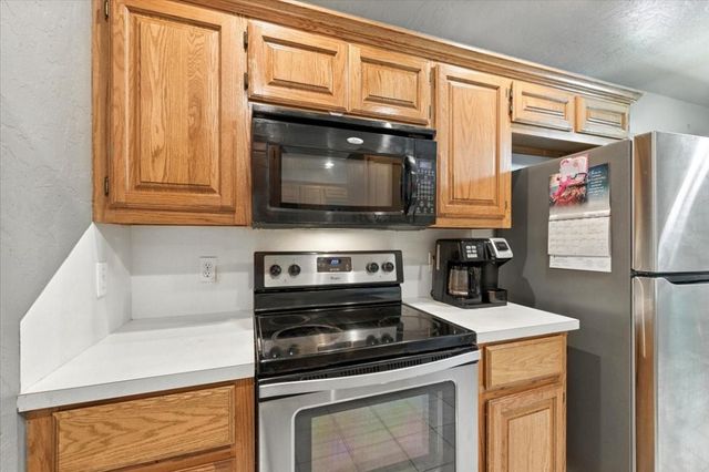 904 Kelly Drive, Noble, OK 73068