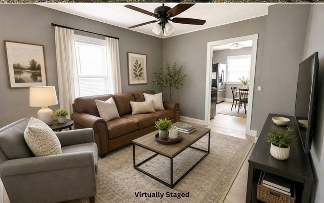 2724 College Avenue, Des Moines, IA 50311