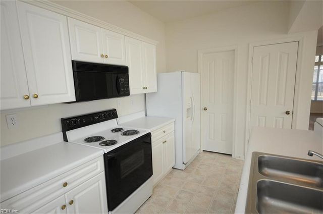 4509 Kidder DR, Virginia Beach, VA 23462