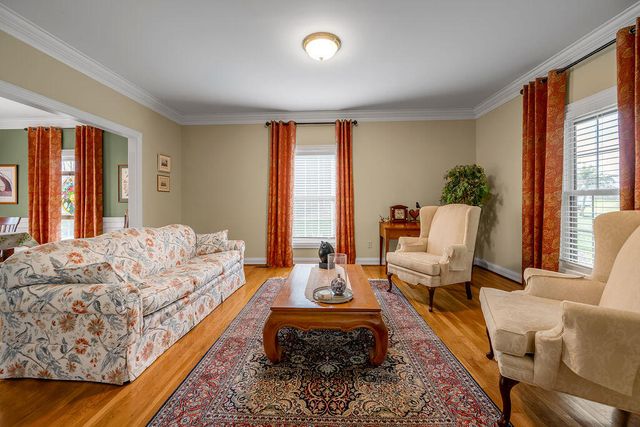 142 Clubhouse Drive, Winchester, KY 40391