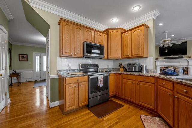 142 Clubhouse Drive, Winchester, KY 40391