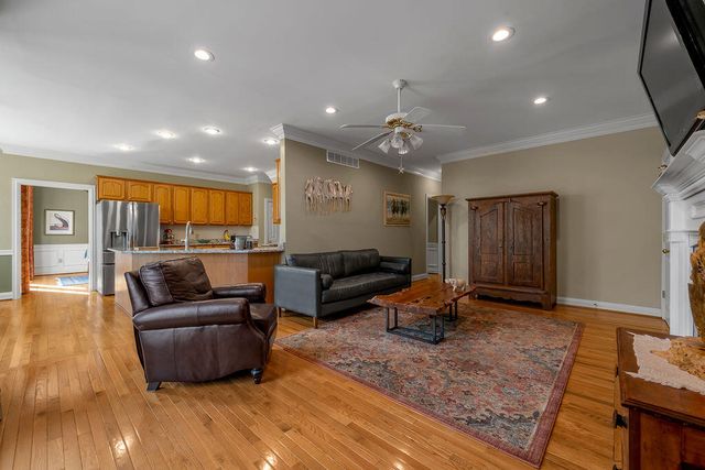 142 Clubhouse Drive, Winchester, KY 40391