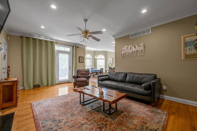 142 Clubhouse Drive, Winchester, KY 40391