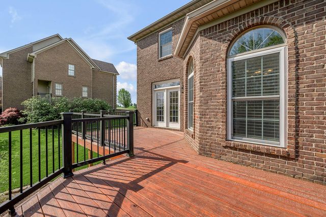 142 Clubhouse Drive, Winchester, KY 40391