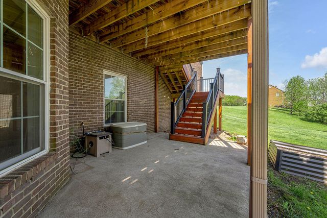 142 Clubhouse Drive, Winchester, KY 40391