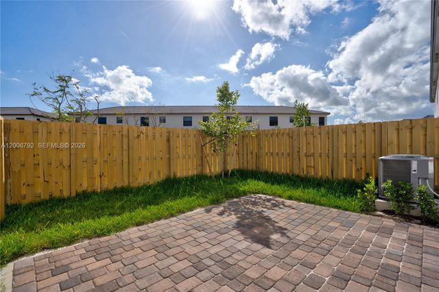 23517 SW 129th Ave 0, Homestead, FL 33032