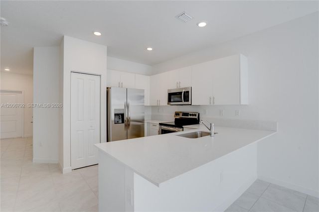 23517 SW 129th Ave 0, Homestead, FL 33032