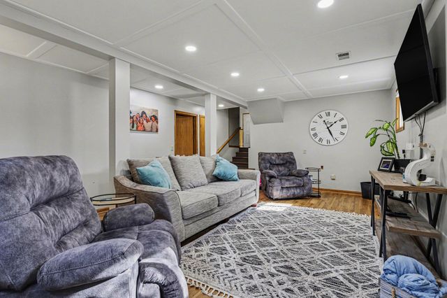 165 Thelma Drive, Battle Creek, MI 49014