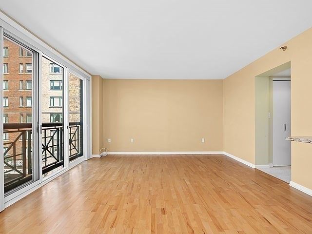 10 Rogers Street 428, Cambridge, MA 02142