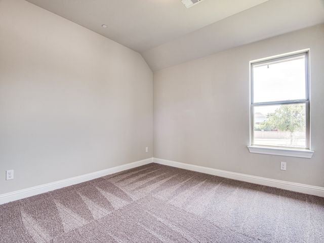 641 Hutchinson Lane, Lewisville, TX 75077