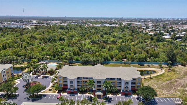 11041 Gulf Reflections DR 103, Fort Myers, FL 33908