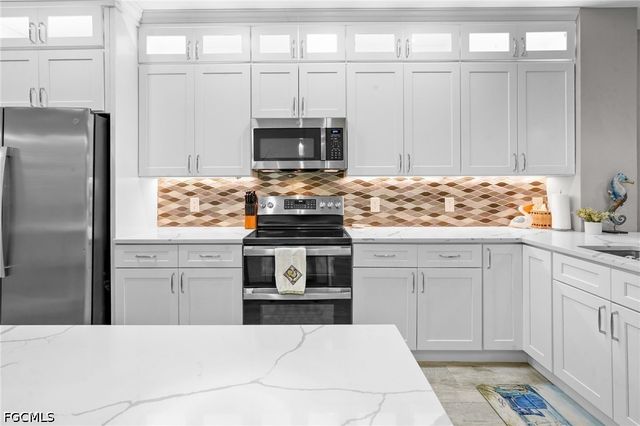 11041 Gulf Reflections DR 103, Fort Myers, FL 33908