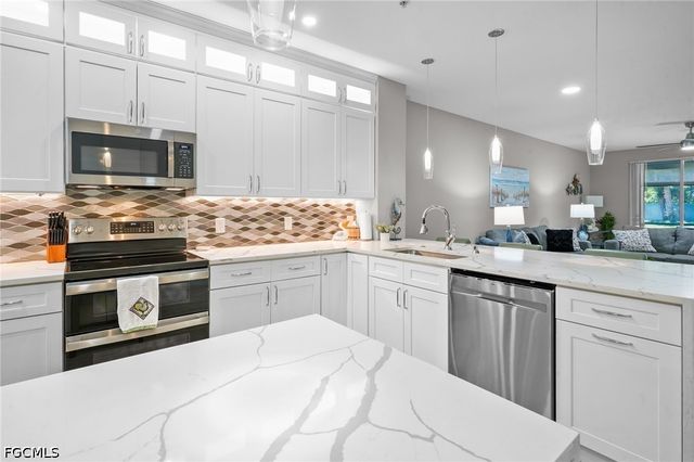11041 Gulf Reflections DR 103, Fort Myers, FL 33908