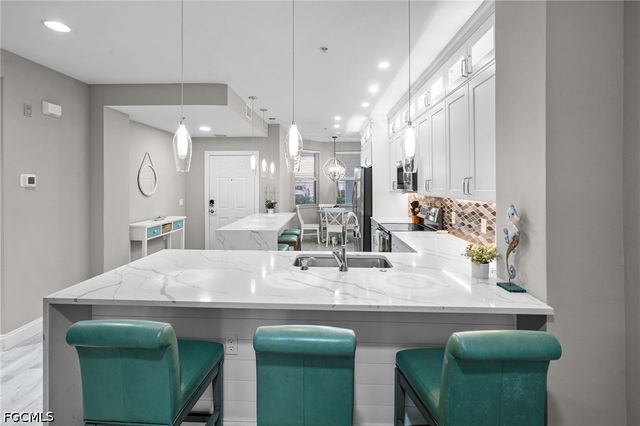 11041 Gulf Reflections DR 103, Fort Myers, FL 33908