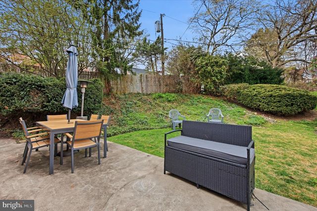 506 SAINT ALBANS RD, Havertown, PA 19083