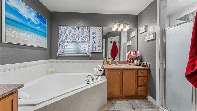 104 BENTLEY OAKS BOULEVARD, Auburndale, FL 33823