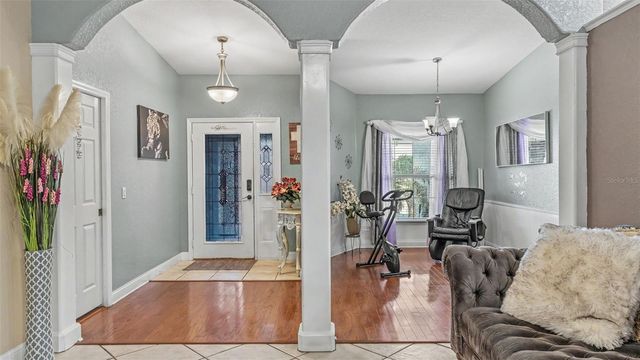 104 BENTLEY OAKS BOULEVARD, Auburndale, FL 33823
