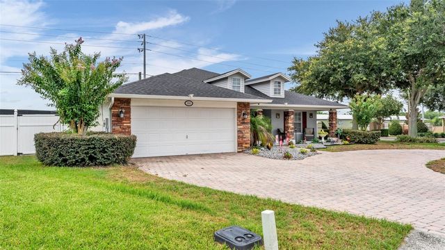 104 BENTLEY OAKS BOULEVARD, Auburndale, FL 33823