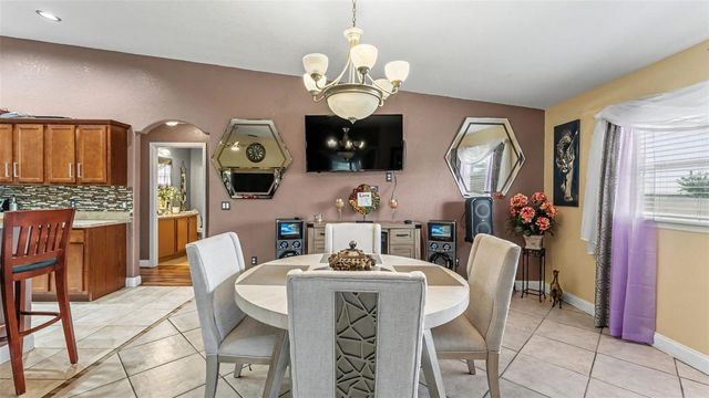 104 BENTLEY OAKS BOULEVARD, Auburndale, FL 33823