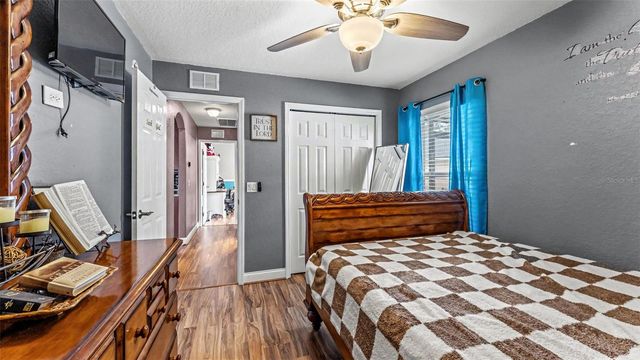 104 BENTLEY OAKS BOULEVARD, Auburndale, FL 33823