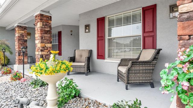 104 BENTLEY OAKS BOULEVARD, Auburndale, FL 33823