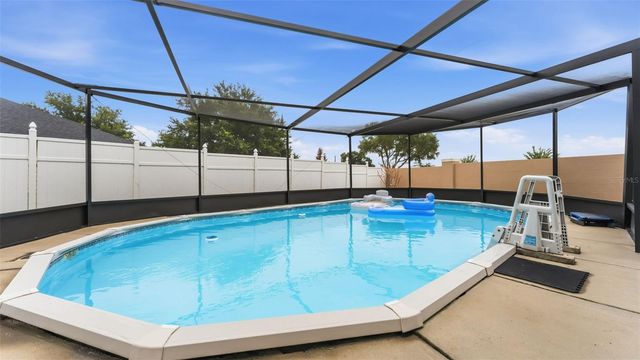 104 BENTLEY OAKS BOULEVARD, Auburndale, FL 33823