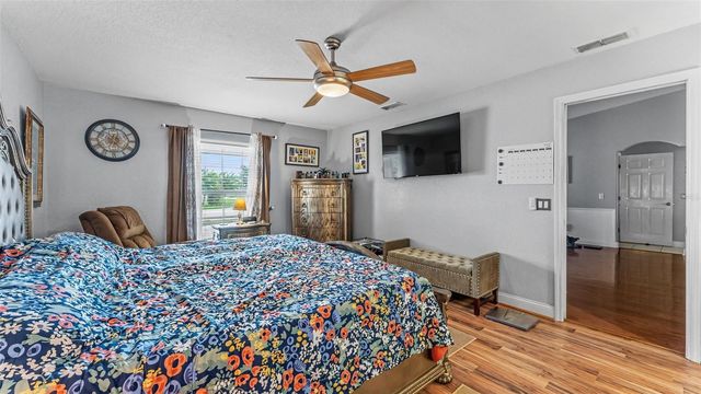 104 BENTLEY OAKS BOULEVARD, Auburndale, FL 33823