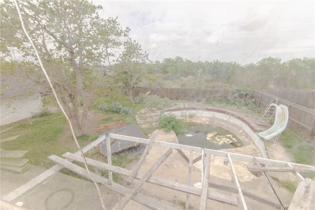 1504 Kenwood Dr, Aransas Pass, TX 78336