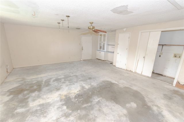 1504 Kenwood Dr, Aransas Pass, TX 78336