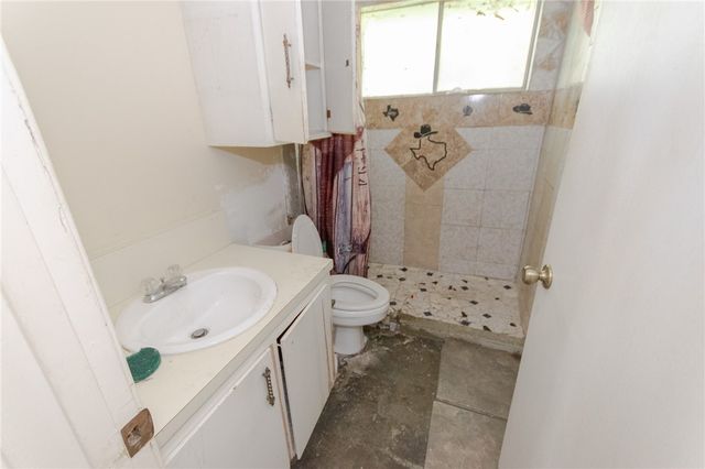1504 Kenwood Dr, Aransas Pass, TX 78336