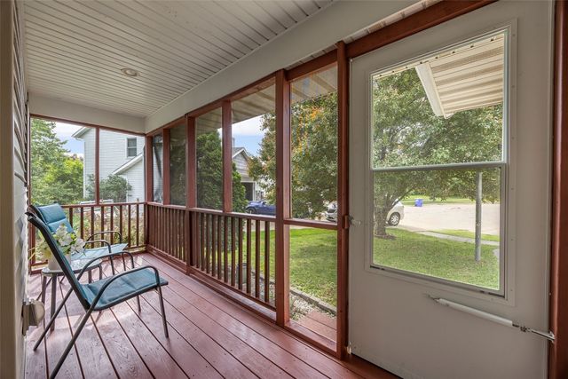 518 Tulip Ct, Tiffin, IA 52340