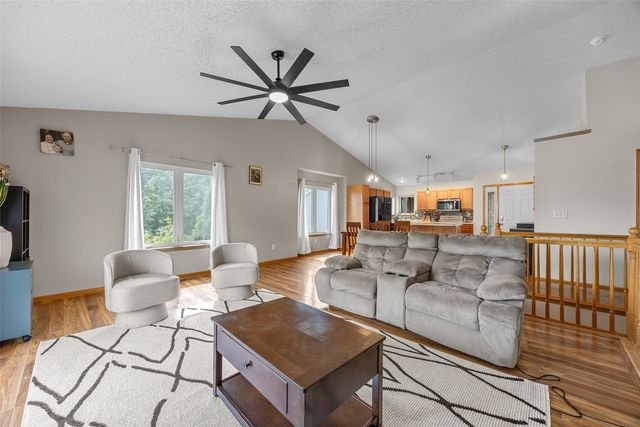 518 Tulip Ct, Tiffin, IA 52340