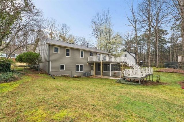 1560 Sundale Drive, Lawrenceville, GA 30046